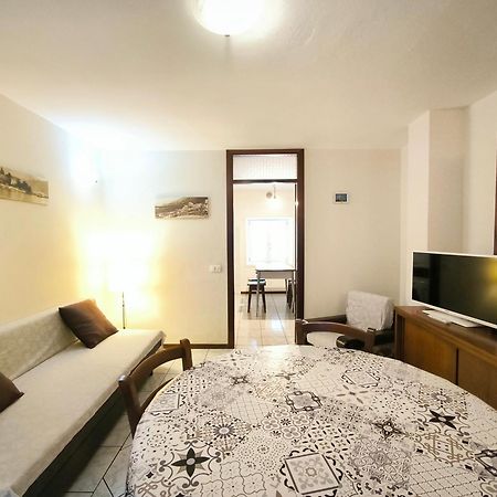 Miryam Apartment Baveno Bagian luar foto